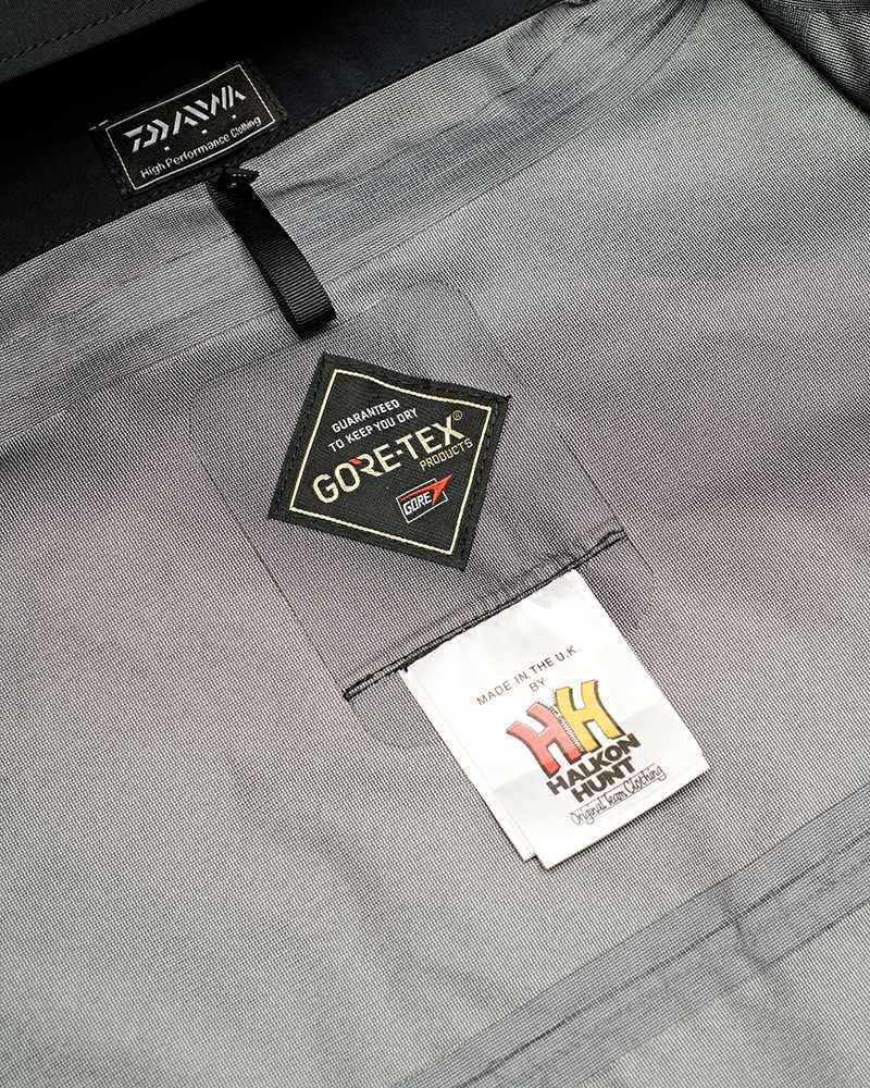 Daiwa Gore-Tex® Jacket Red - Image 3