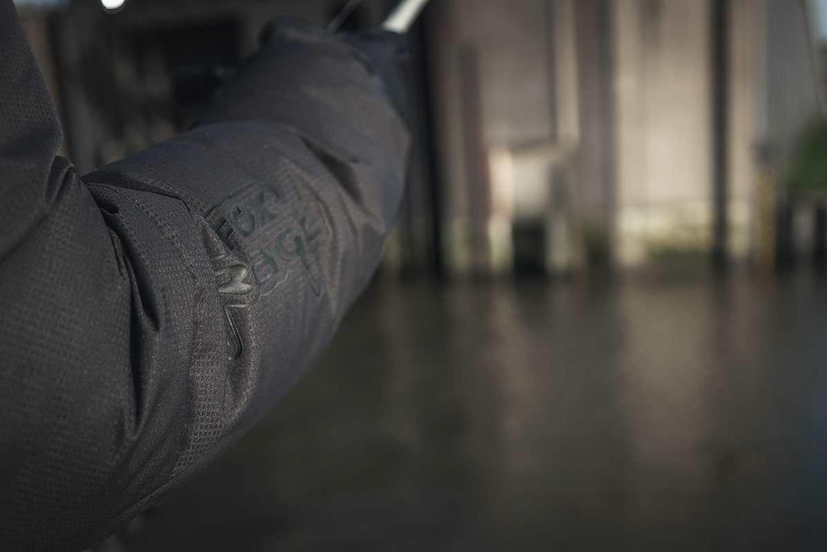 Fox Rage Camo Quilted Jacket - Image 3