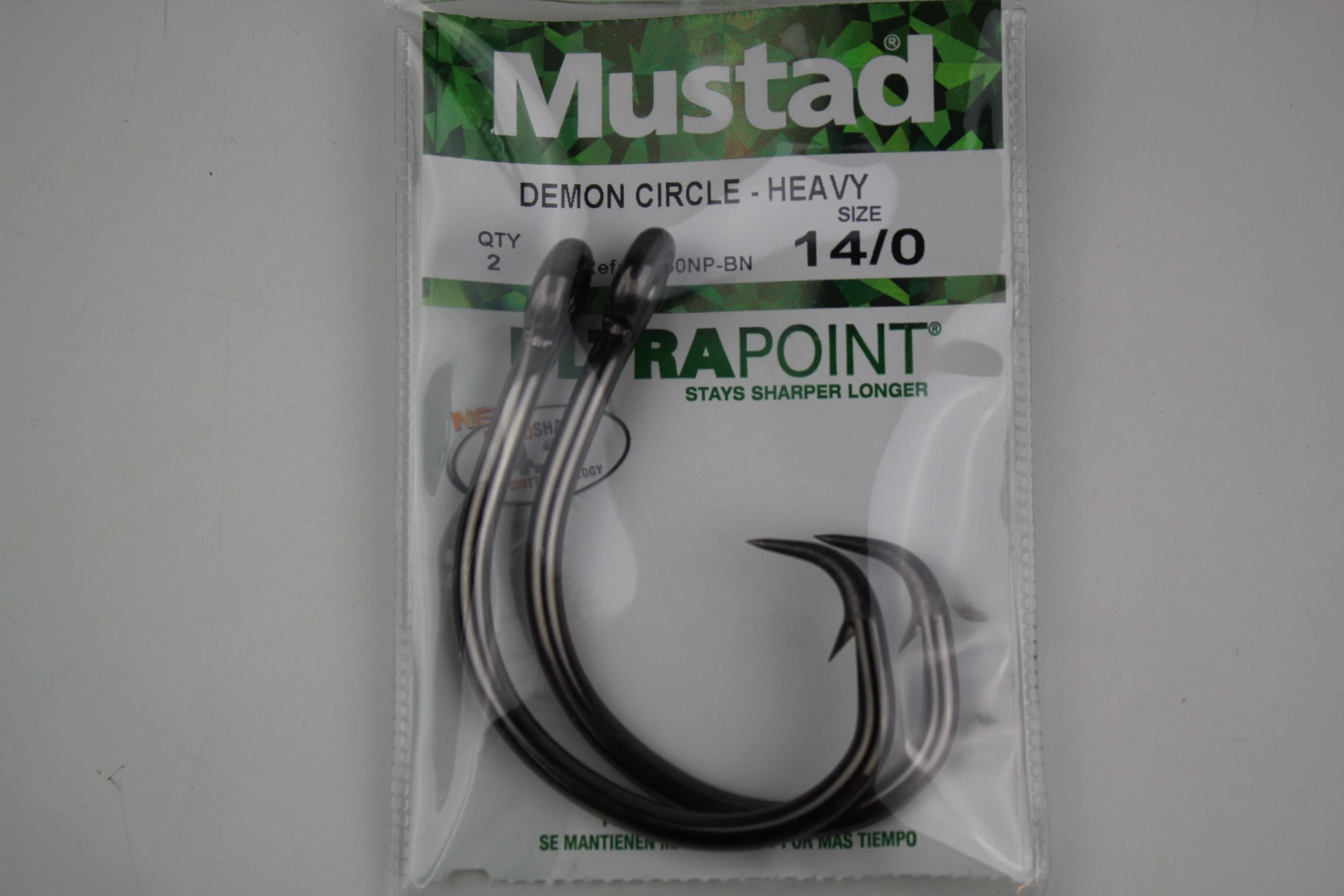 Mustad UltraPoint Demon Wide Gap Perfect In-Line Circle 1 Extra Fine W Hook For Catfish Carp Bluegill To Tuna Saltwater Or Freshwater Fishing Hooks Gear And Equipment Size 2 0 Pack Of 25 Black Nickel