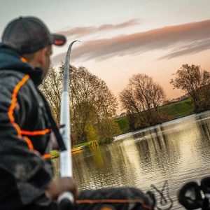 Guru Aventus Zero 900 16m Pole Carp PackÂ Â 