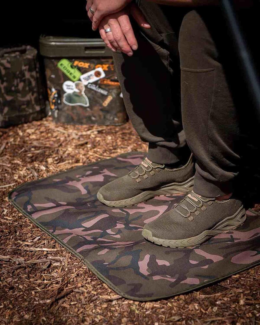 Fox Camolite Bivvy Mat XL 100cm x 62cm - Image 5