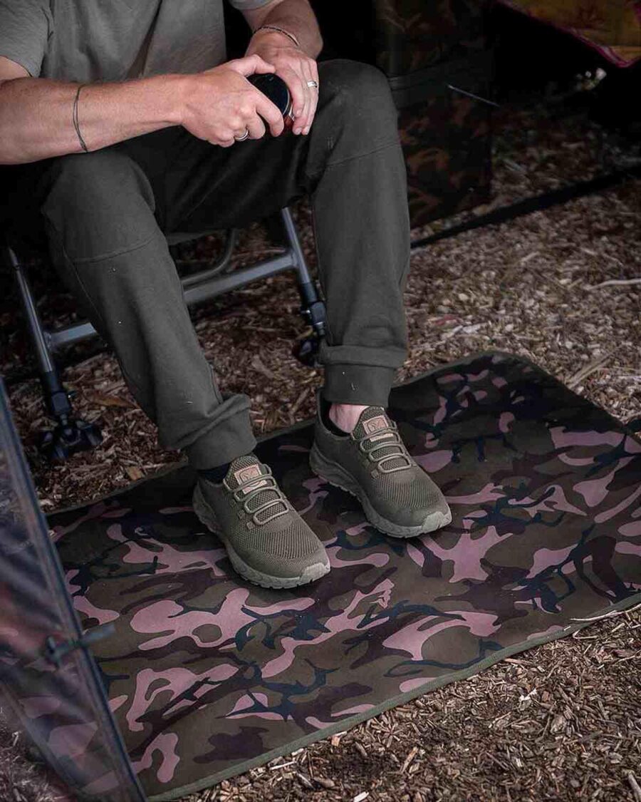 Fox Camolite Bivvy Mat XL 100cm x 62cm - Image 6