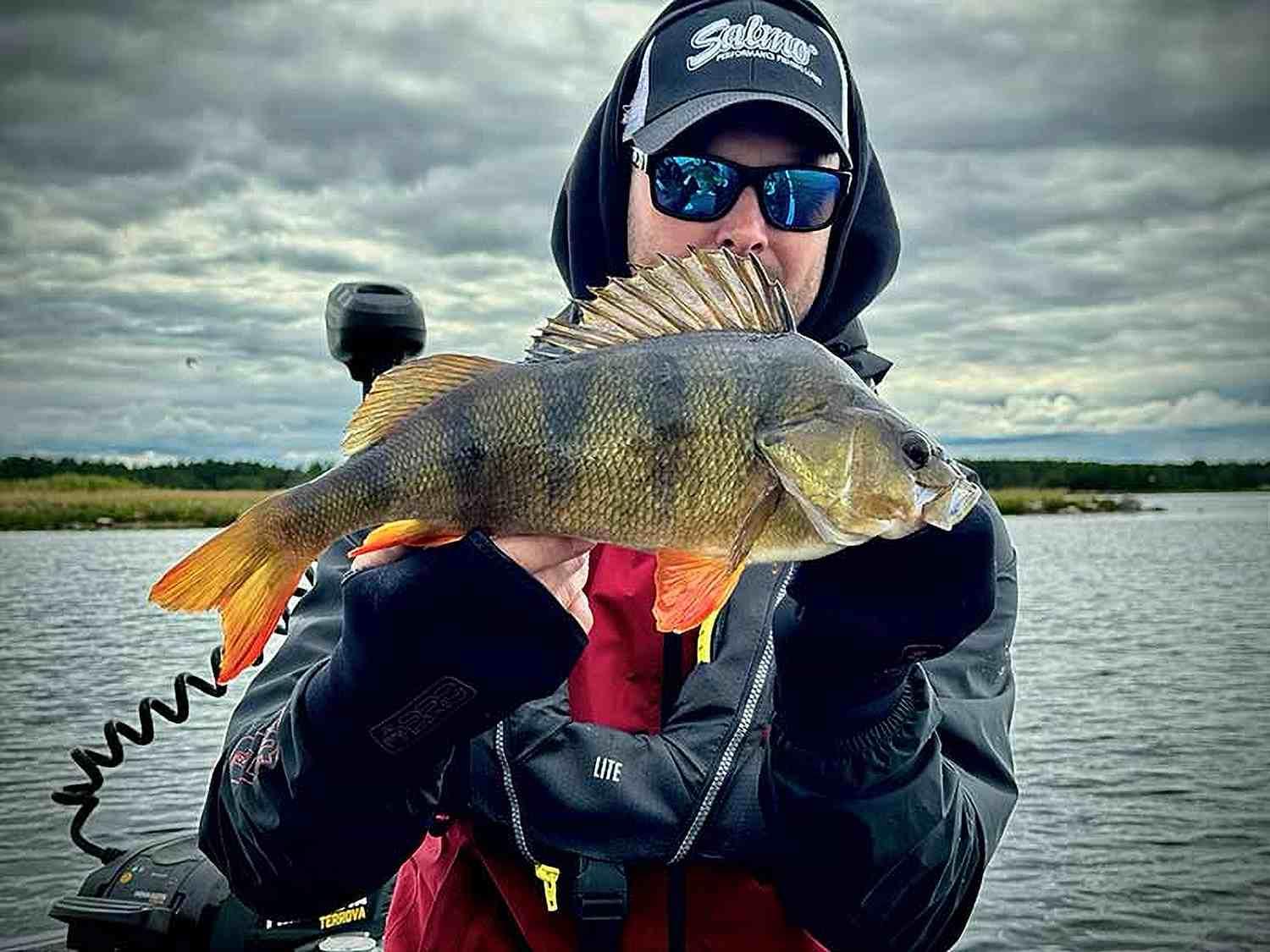 Fox Rage Neoprene Mitts - Image 9