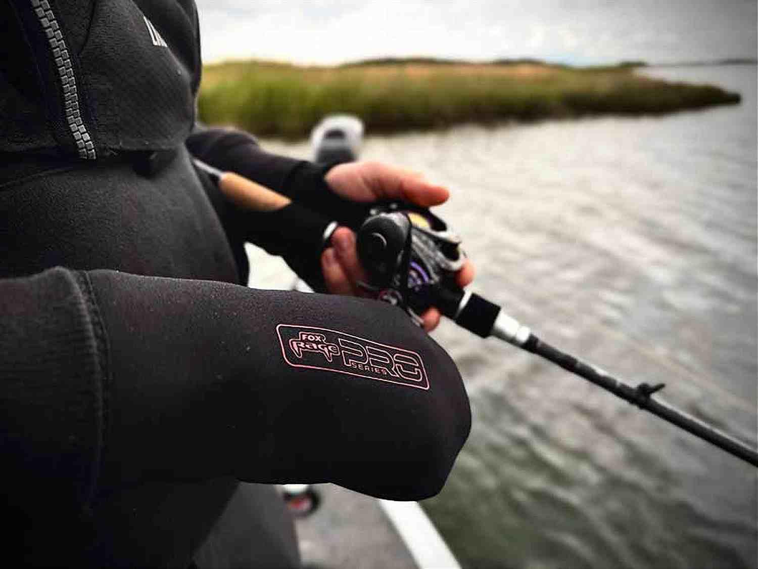 Fox Rage Neoprene Mitts - Image 13