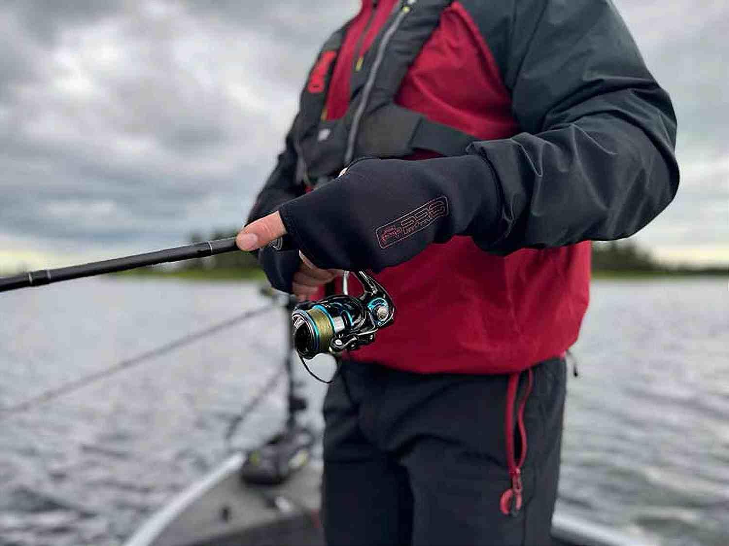 Fox Rage Neoprene Mitts - Image 19