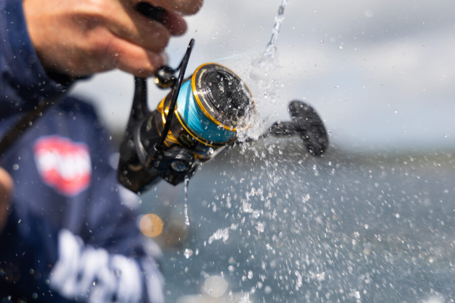 Penn Battle IV 3000 Spinning Reel - Image 16