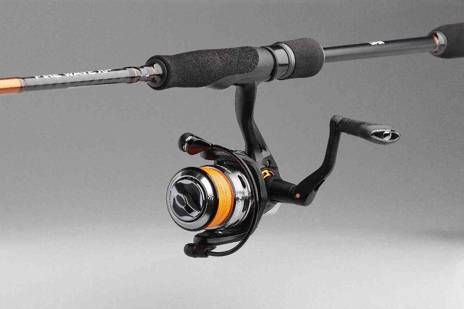 8 spinning combo 15-40 DAM Fire Wave XP Spinning Combo 8' 15-40g 2sec + 3000 Reel