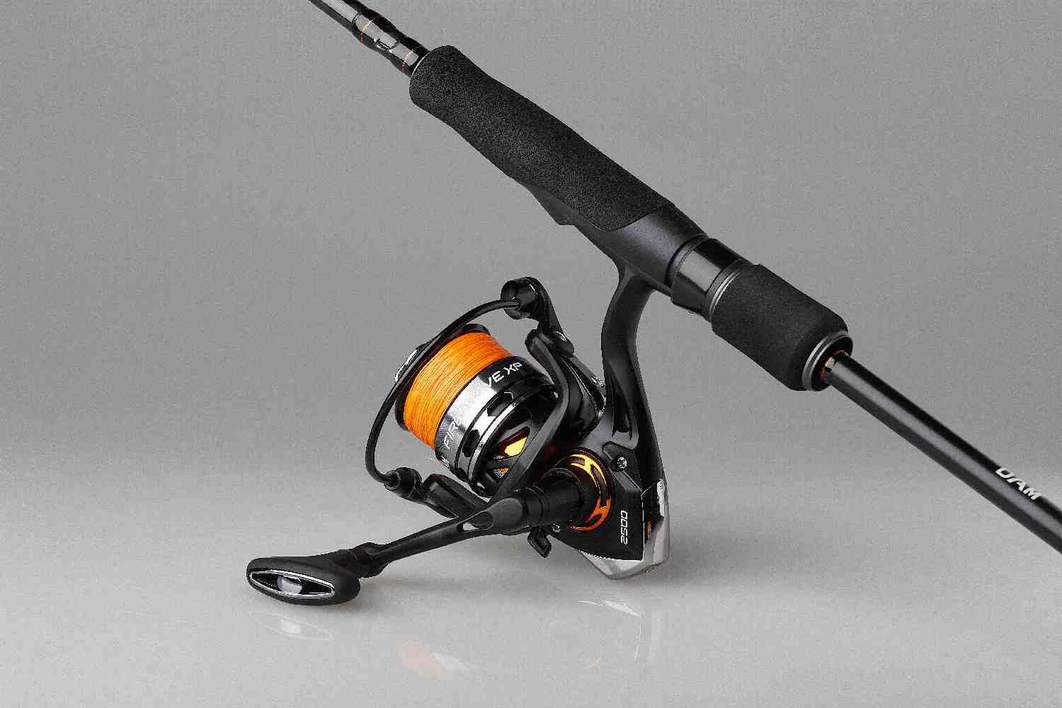 8 spinning combo 15-40 DAM Fire Wave XP Spinning Combo 8' 15-40g 2sec + 3000 Reel