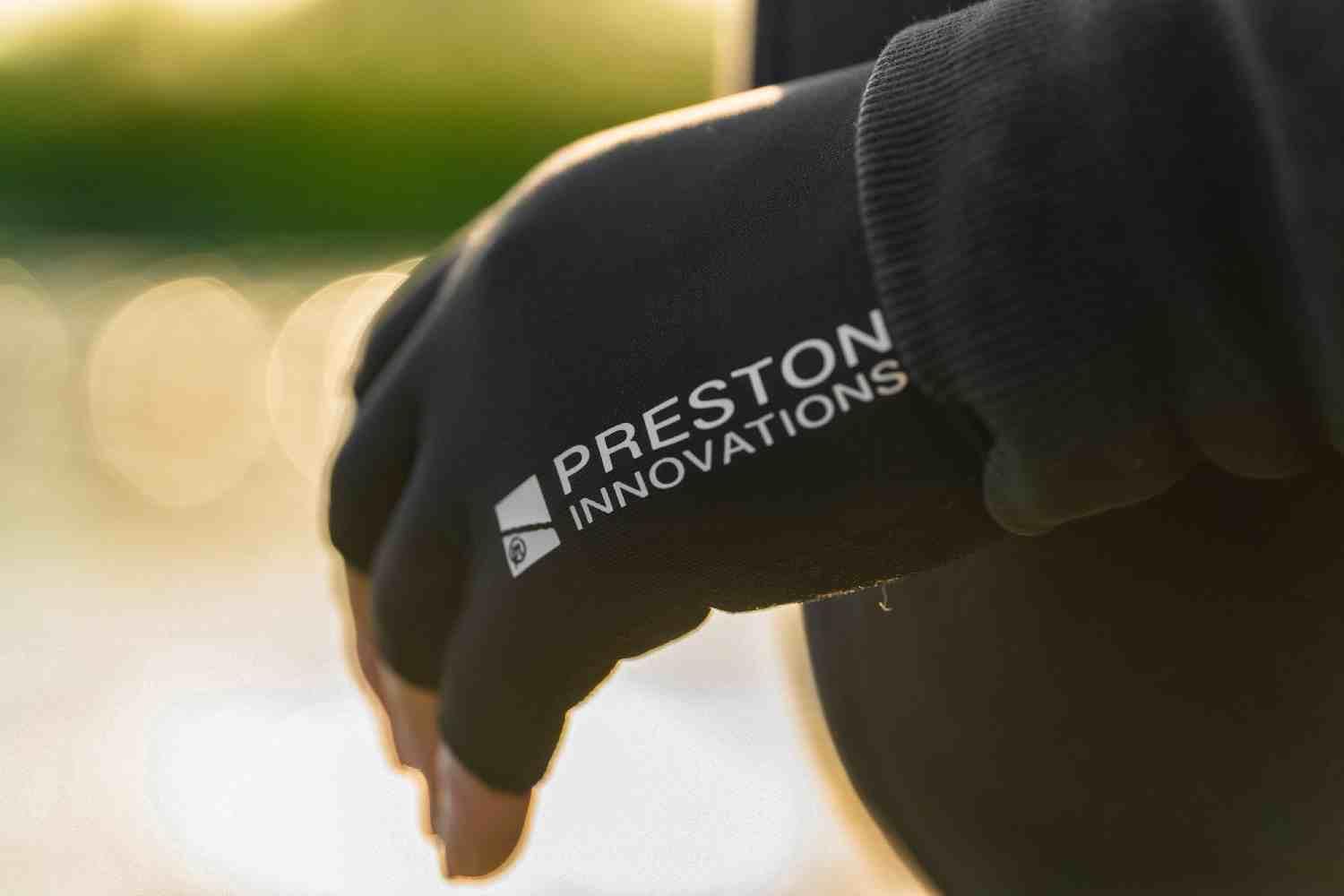 Preston Innovations Lightweight Gloves - Image 5