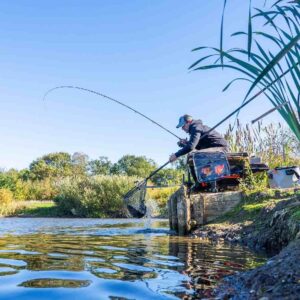 Guru Aventus R 11'0" 2pc Feeder 1-70g